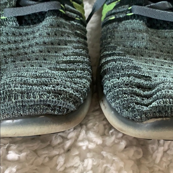 Men’s Nike Flynit Run Natural - Picture 3 of 4